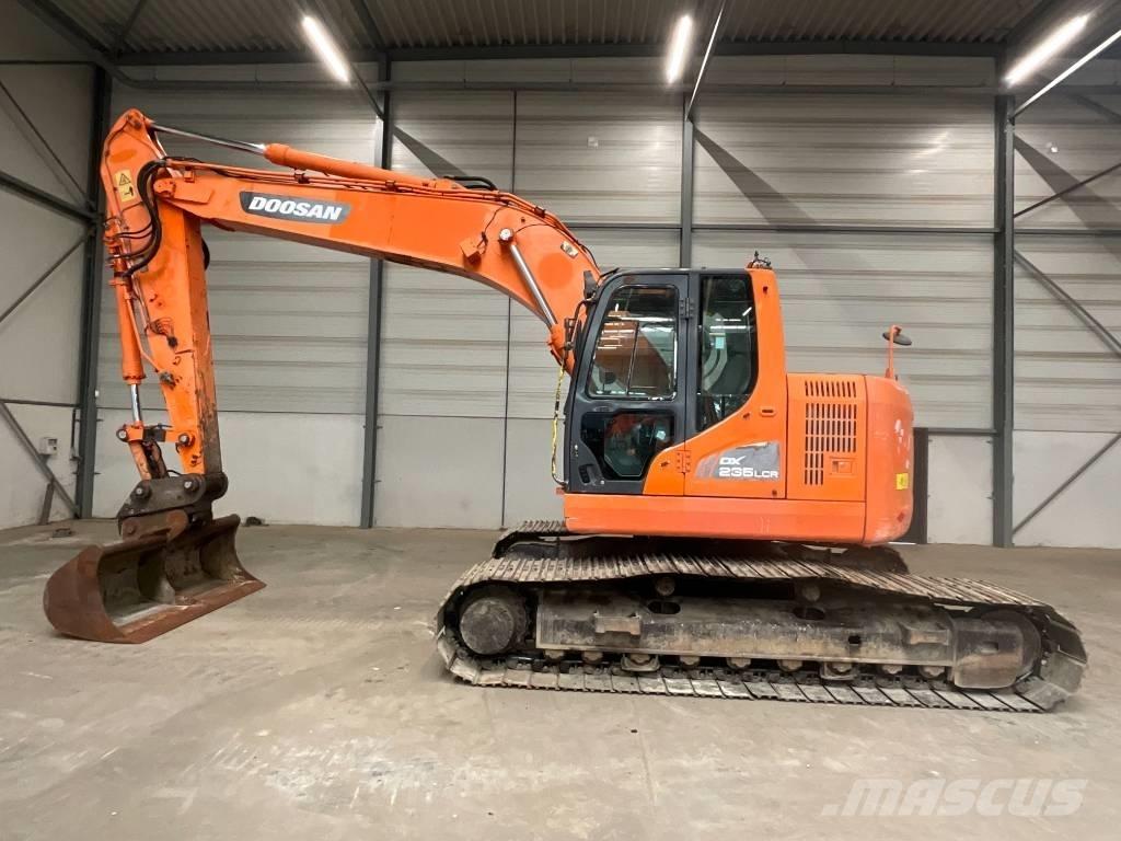 Doosan DX 235 LCR Верижен екскаватор