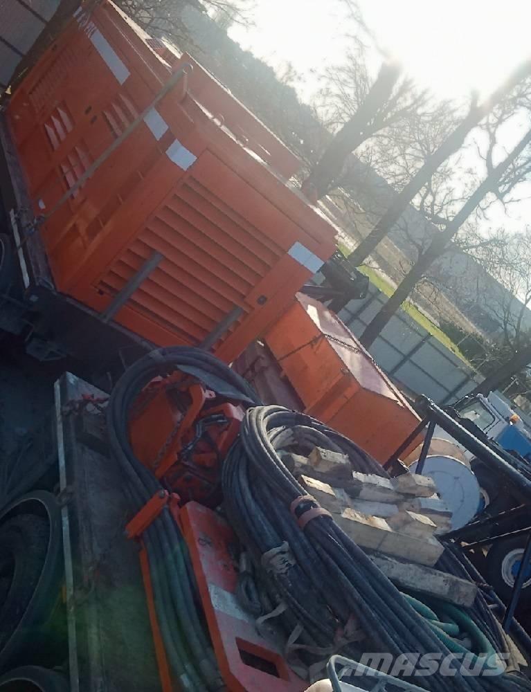  PTC 32HFV Вибрационни набивачи