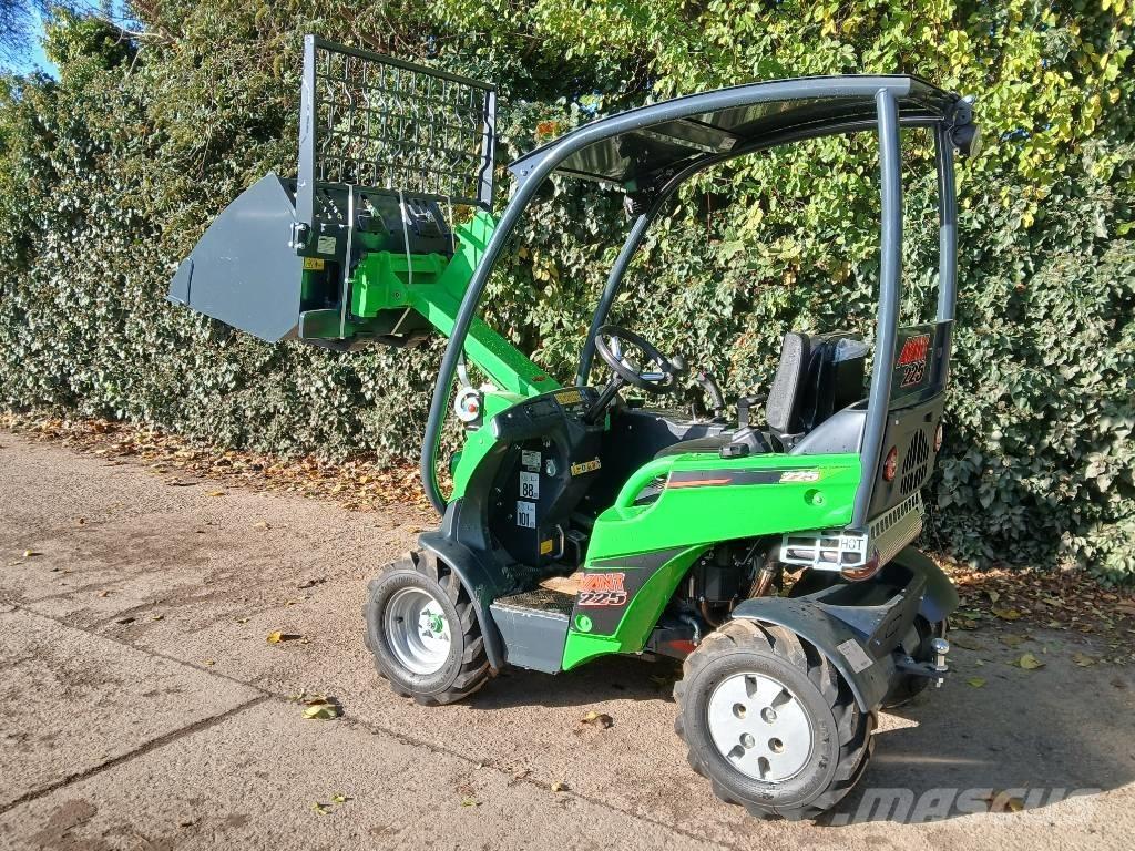 Avant 225 Многофункционални товарачи