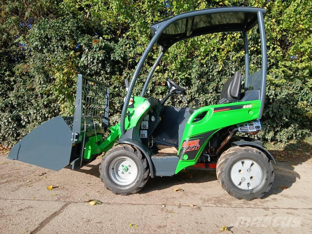 Avant 225 Многофункционални товарачи