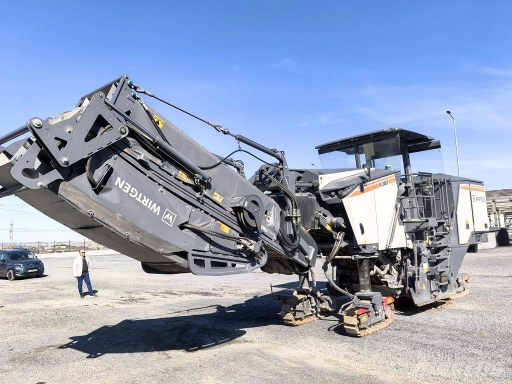 Wirtgen W200F Машини за студено раздробяване на асфалт