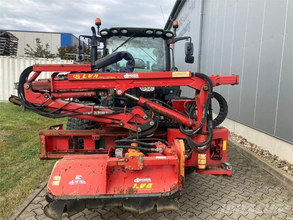 John Deere 6110R Трактори