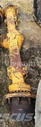 Liebherr 922 Оси