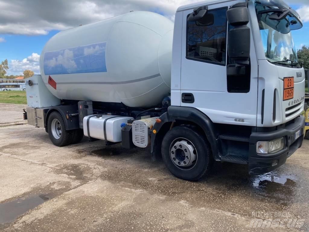 Iveco 135E25 Цистерна