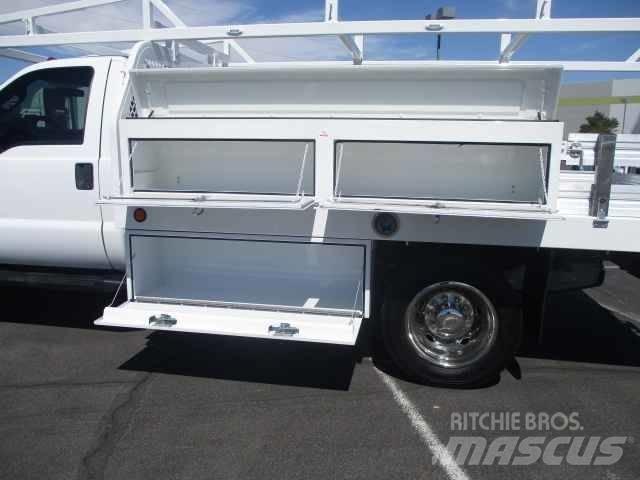 Ford F 550 SD Общински/универсални превозни средства
