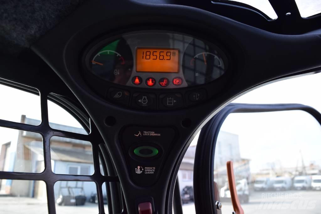 Bobcat S 550 Мини товарачи
