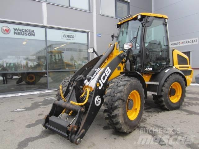 JCB 409 Колесни товарачи