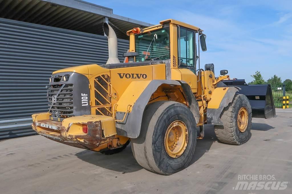 Volvo L110F Колесни товарачи