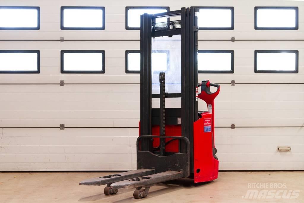 Linde L 12 Колички високоповдигачи с теглич