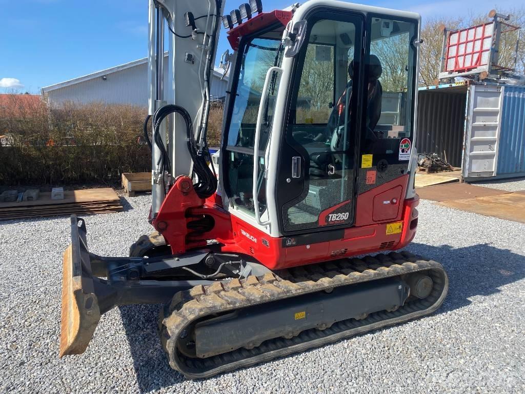 Takeuchi TB 260 Мини екскаватори < 7 т