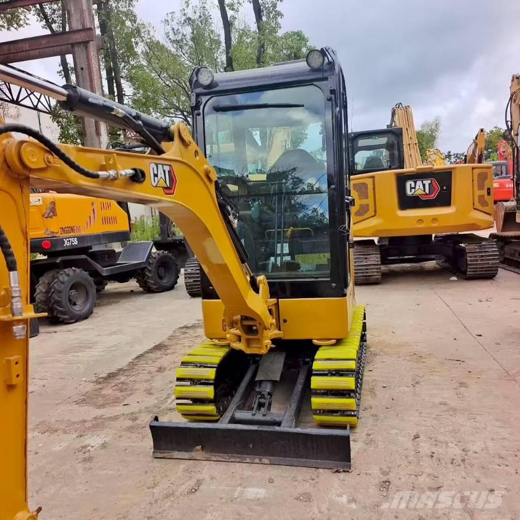 CAT 302 Мини екскаватори < 7 т