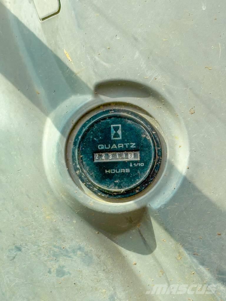 New Holland E 245 B Верижен екскаватор