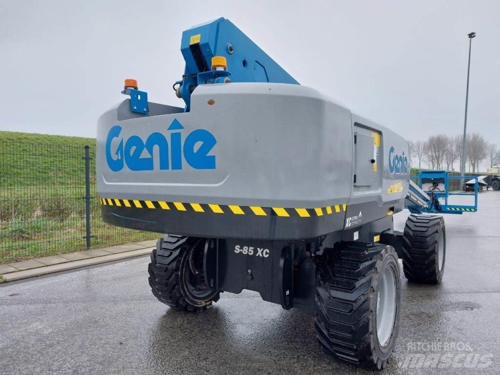 Genie S 85 XC Телескопични повдигачи
