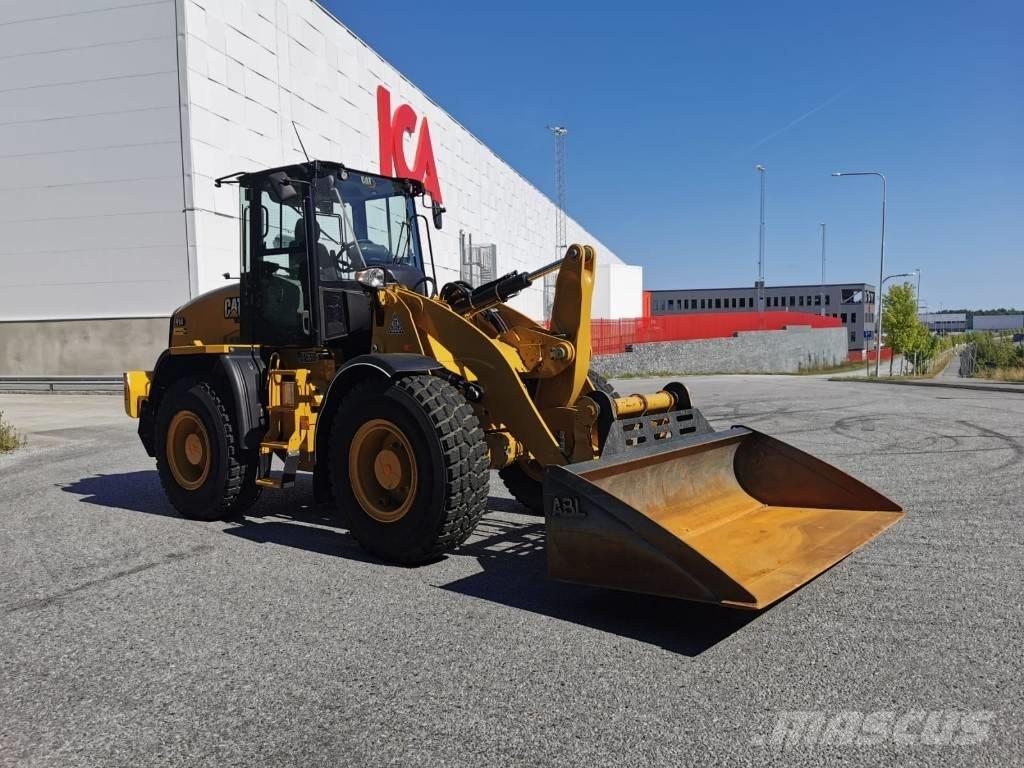 CAT 914 Колесни товарачи