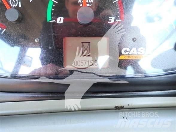 CASE 580SN Товарач със заден ексватор
