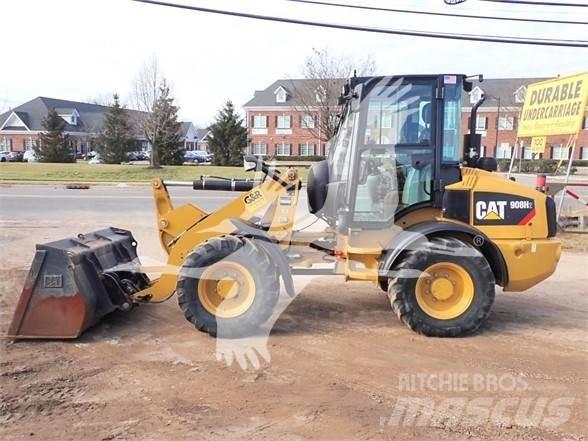 CAT 908H2 Колесни товарачи