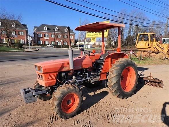 Kubota L345DT Трактори