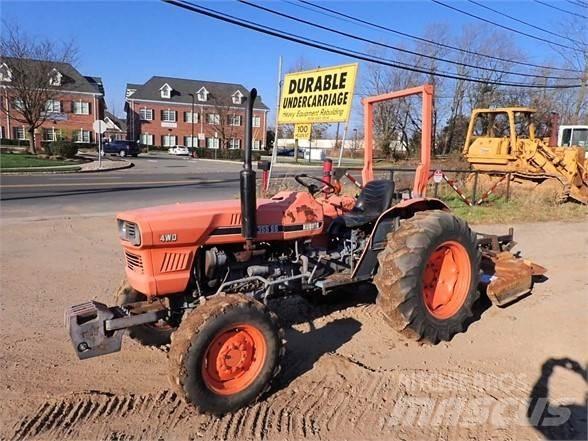 Kubota L355SS Трактори