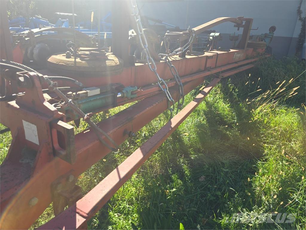 Kverneland BB 100 Плуг