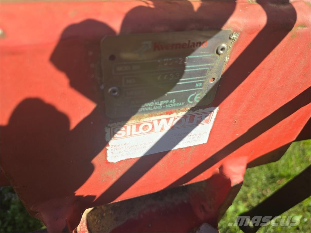 Kverneland BB 100 Плуг