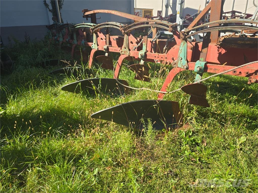 Kverneland BB 100 Плуг