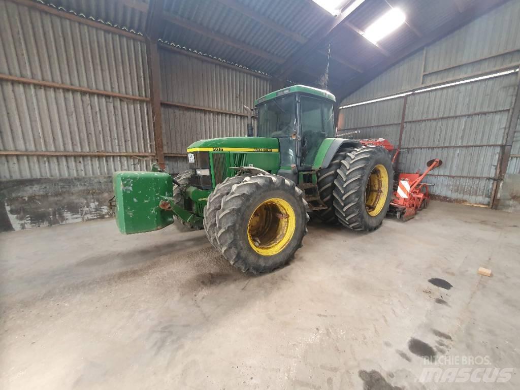 John Deere 7710 Трактори