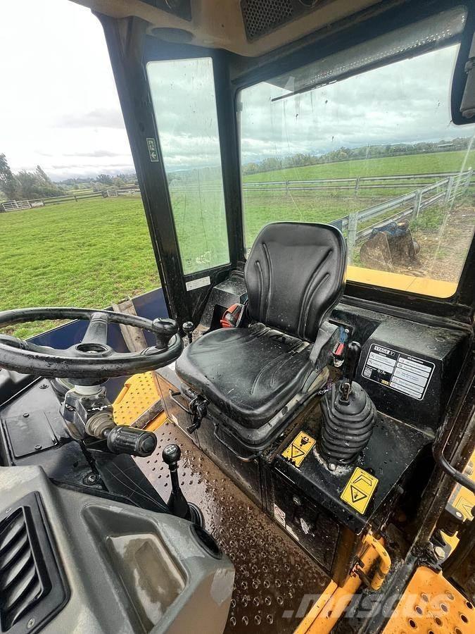 JCB 6T-3 Странични самосвали