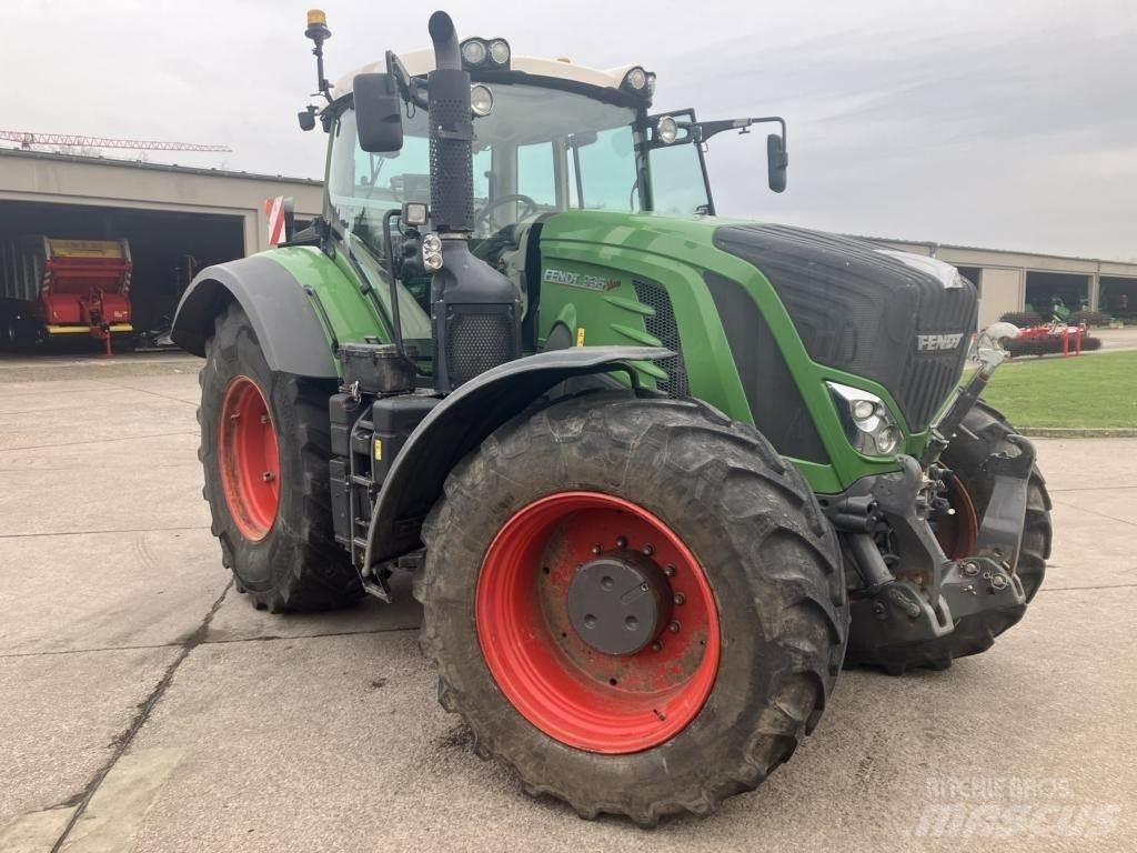 Fendt 936 VARIO Трактори