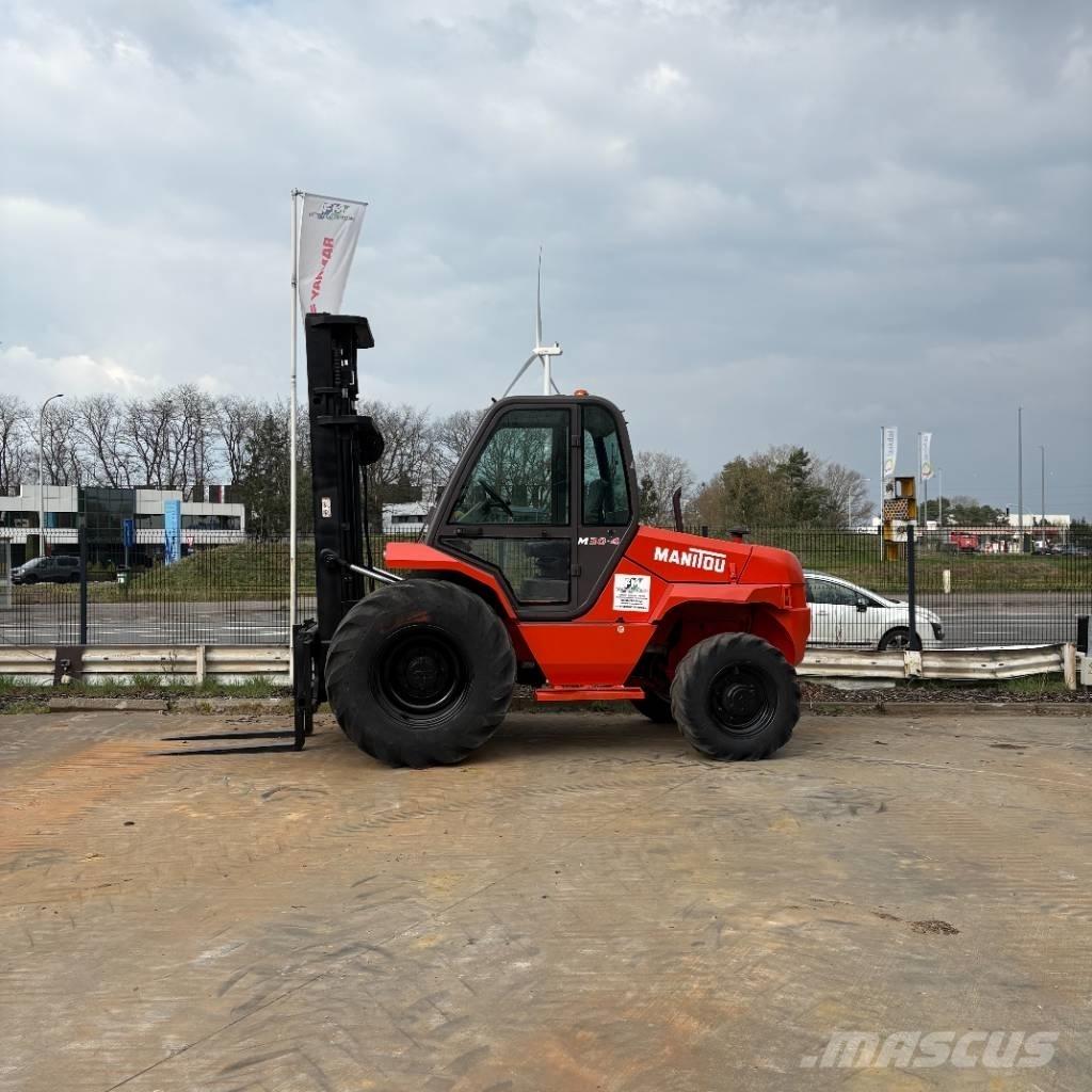 Manitou M 30.4 Камиони за херавни местности