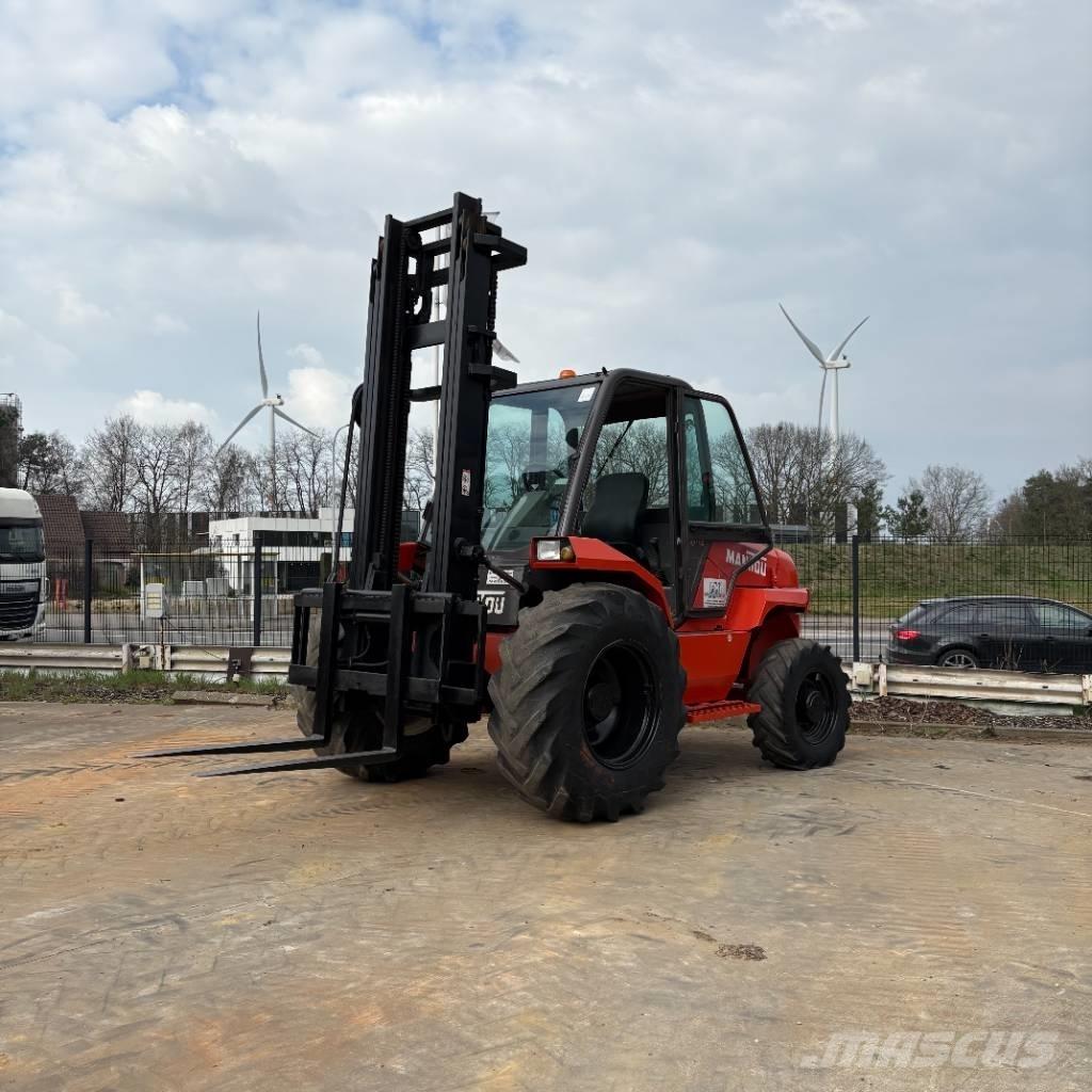 Manitou M 30.4 Камиони за херавни местности