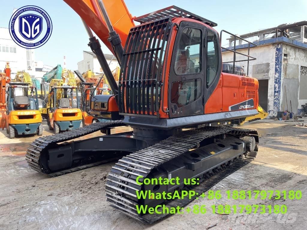 Doosan DX 300 LC Верижен екскаватор