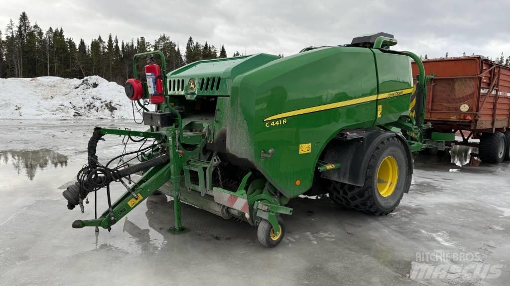 John Deere C 441 R Сламопреси за кръгли бали
