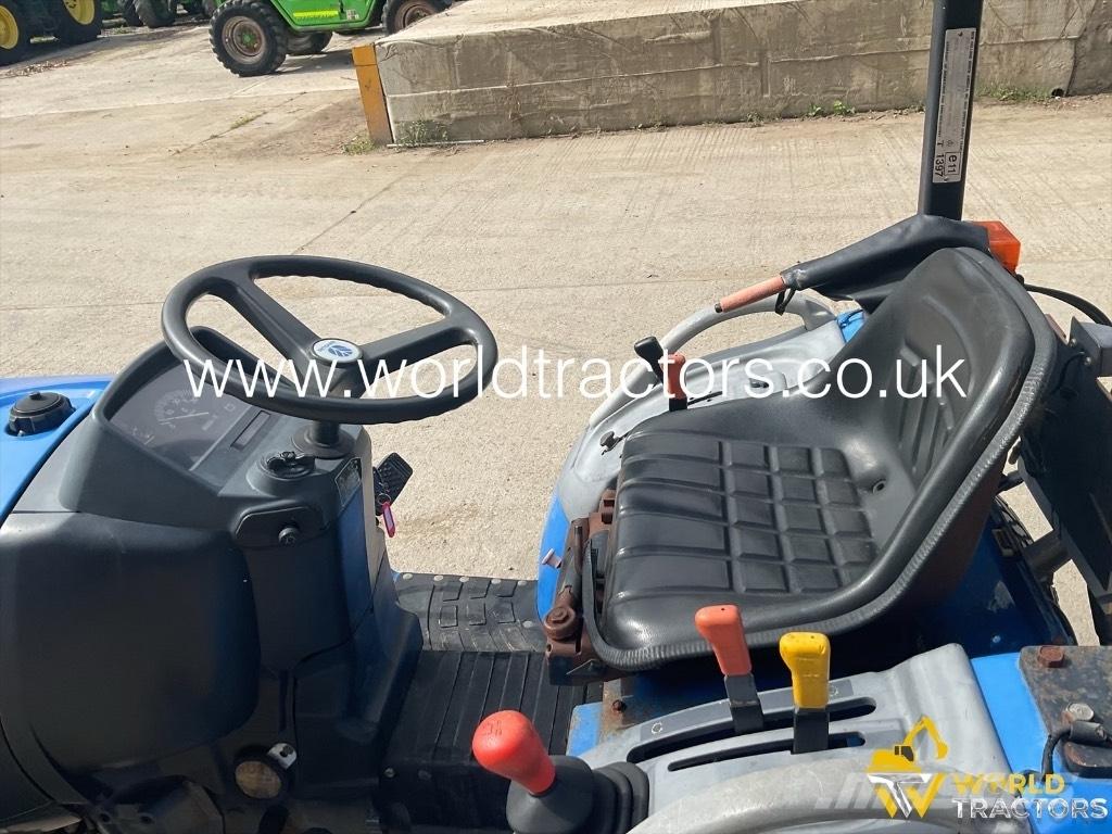 New Holland TC12 D Трактори
