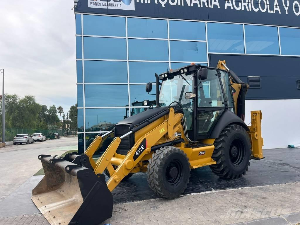 CAT 432 E Товарач със заден ексватор