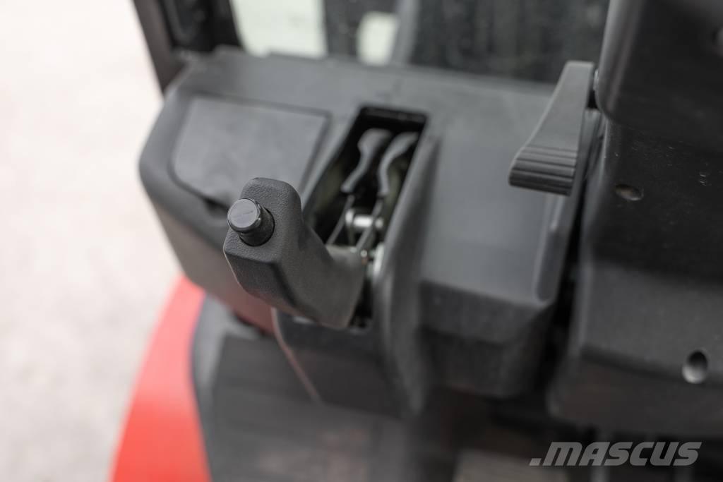 Manitou MI 30 D Дизелови камиони