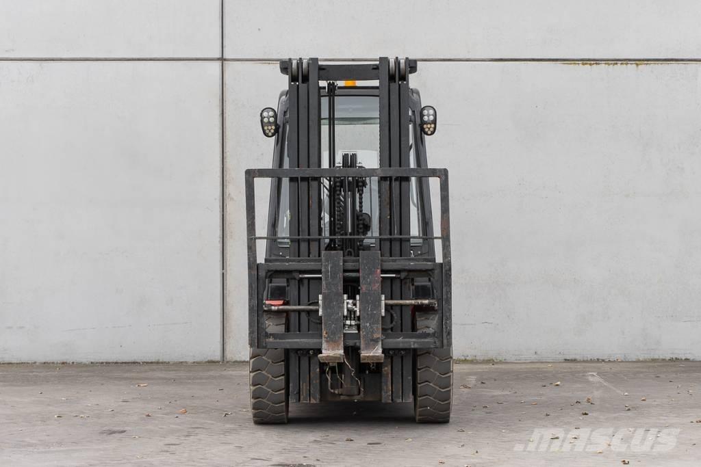 Manitou MI 30 D Дизелови камиони