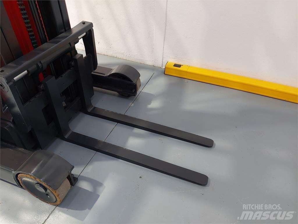 Linde R14HD Ретрак/ Високоповдигач с изместване на вилката напред