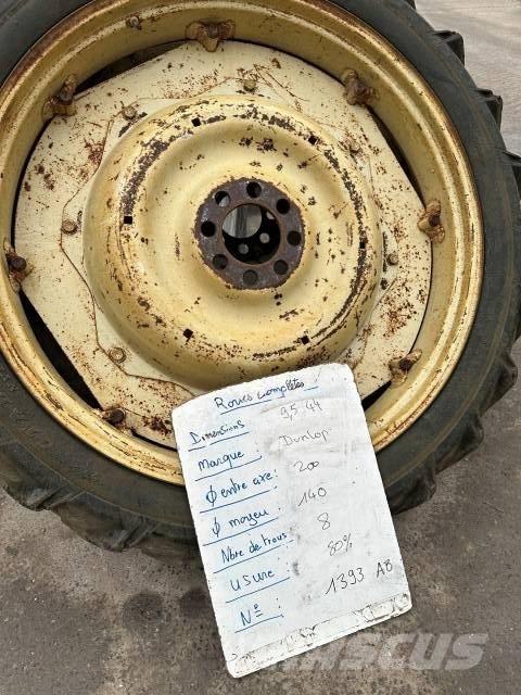 Dunlop 9.5R44 Колелета/Гуми