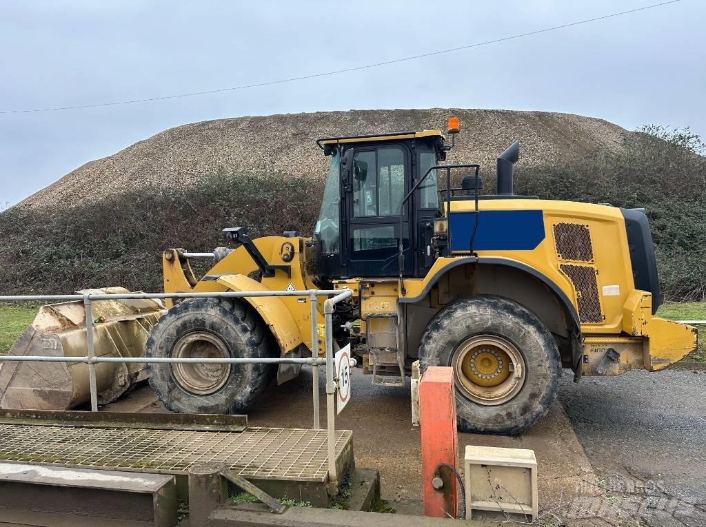 CAT 962 M Колесни товарачи