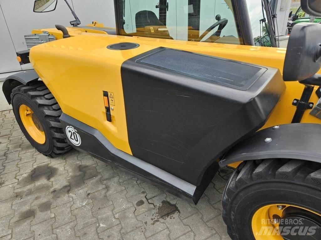 JCB 525-60 Телескопични товарачи