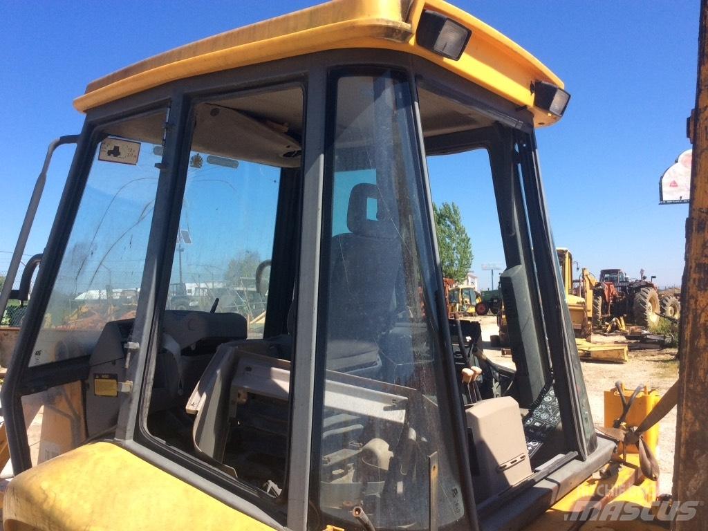 JCB 3 CX Кабина