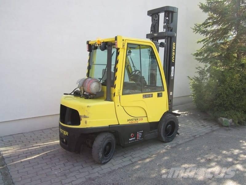 Hyster Hyster 3.5Ft Камиони с АГУ