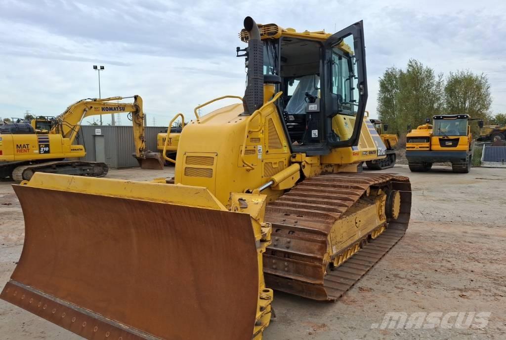 Komatsu D61PXI-24E0 Верижни булдозери
