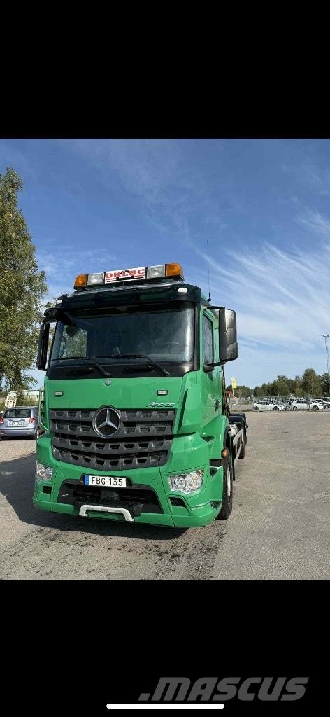 Mercedes-Benz Actros Камиони с кран с кука