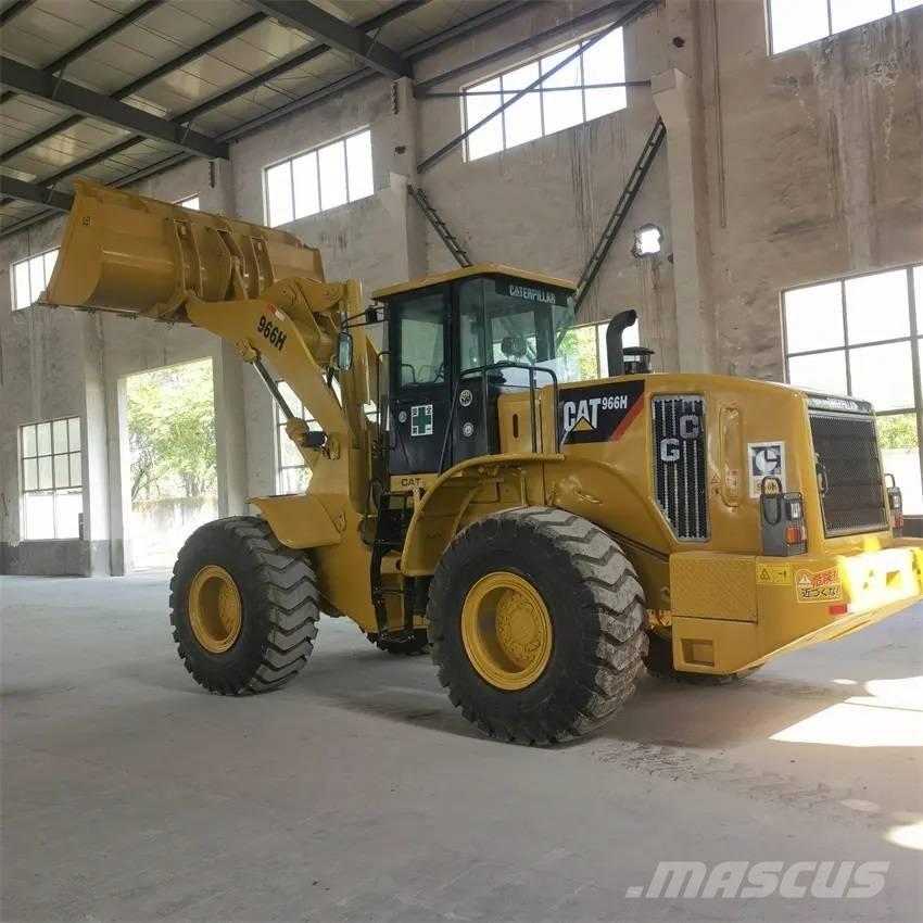 CAT 966H Колесни товарачи