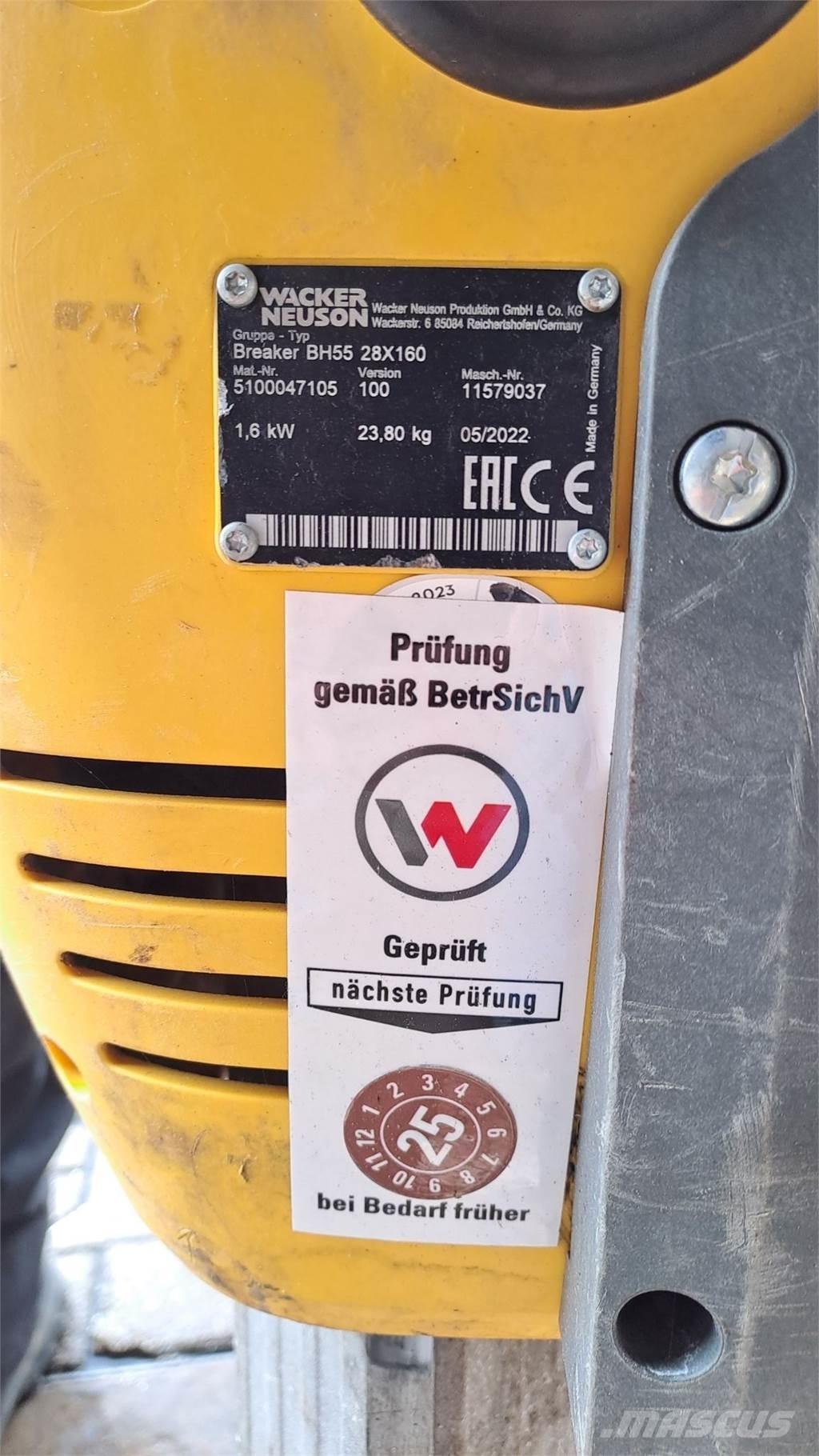 Wacker Neuson BH55 Пробки