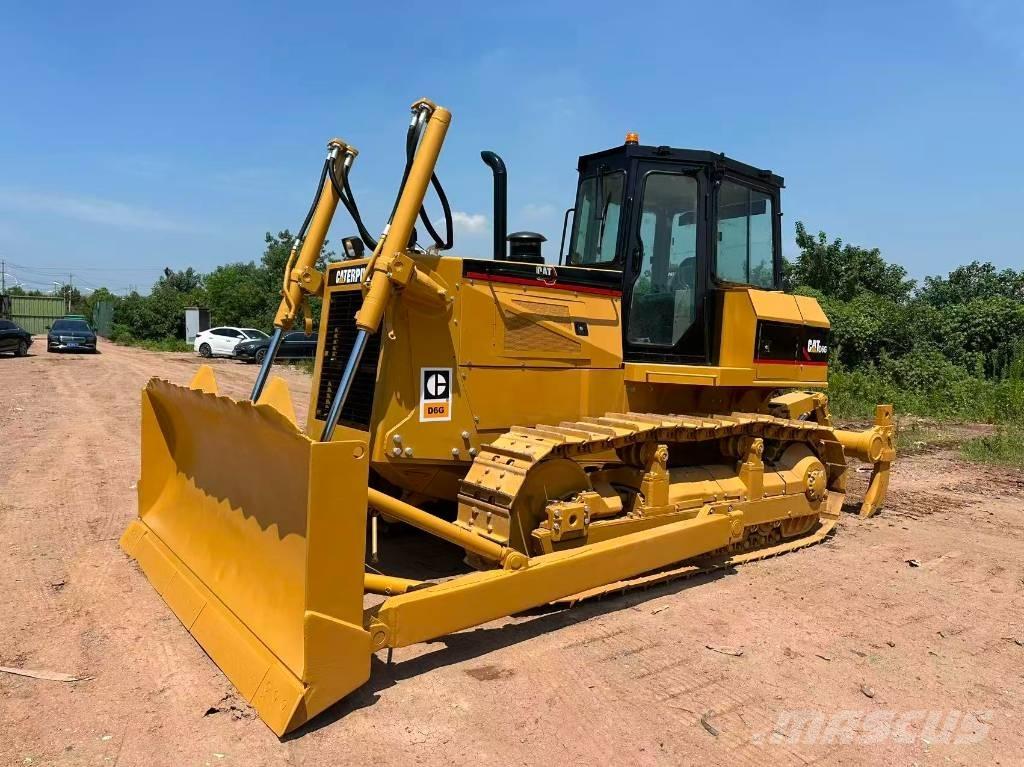 CAT D6G Верижни булдозери
