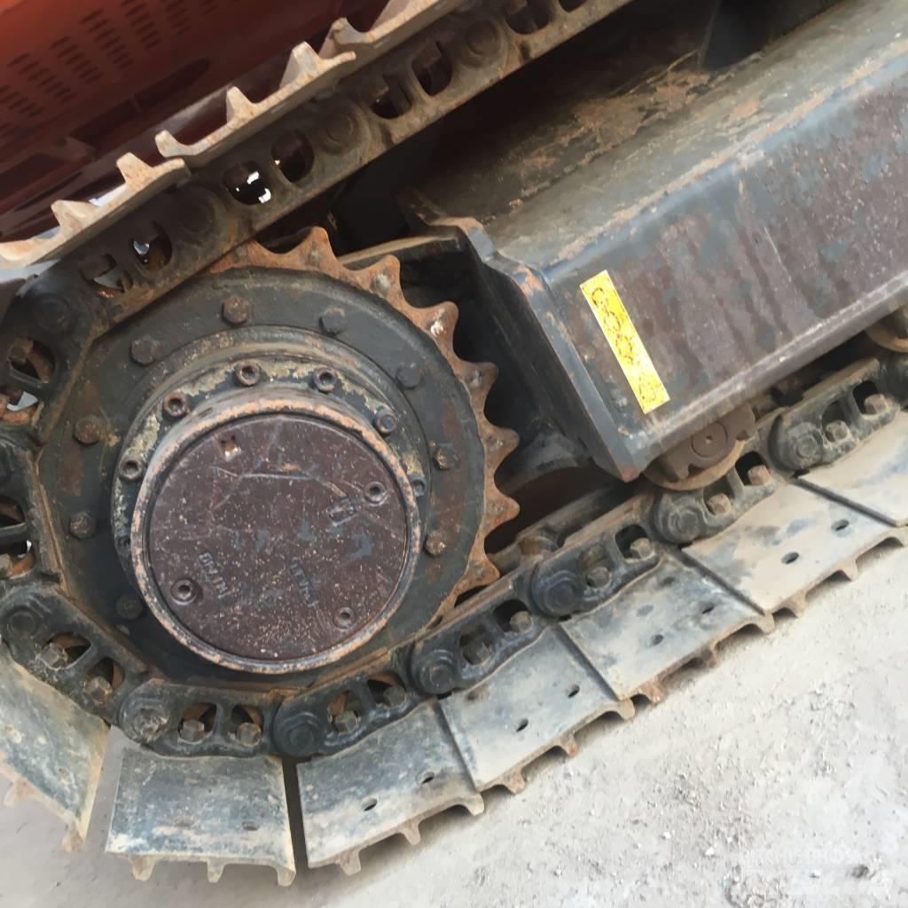 Hitachi ZX 70 Средни екскаватори 7т - 12т