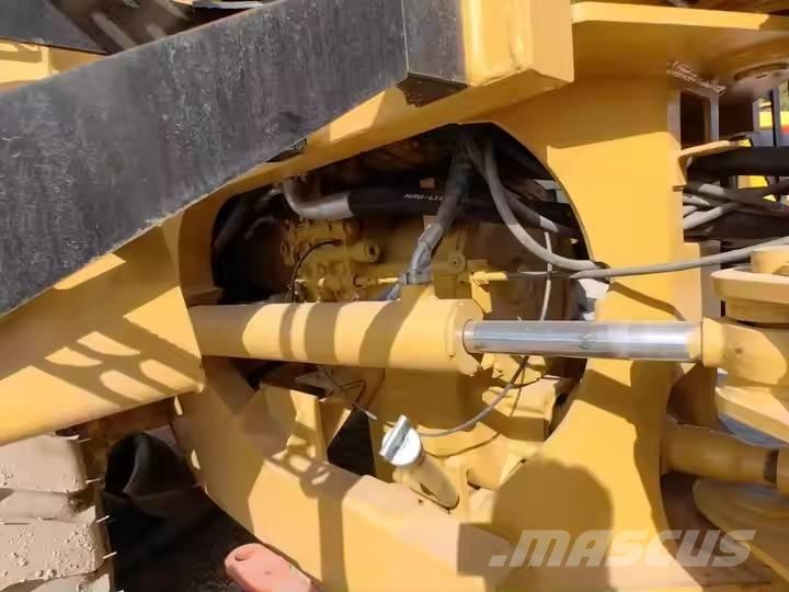CAT 966 H Колесни товарачи