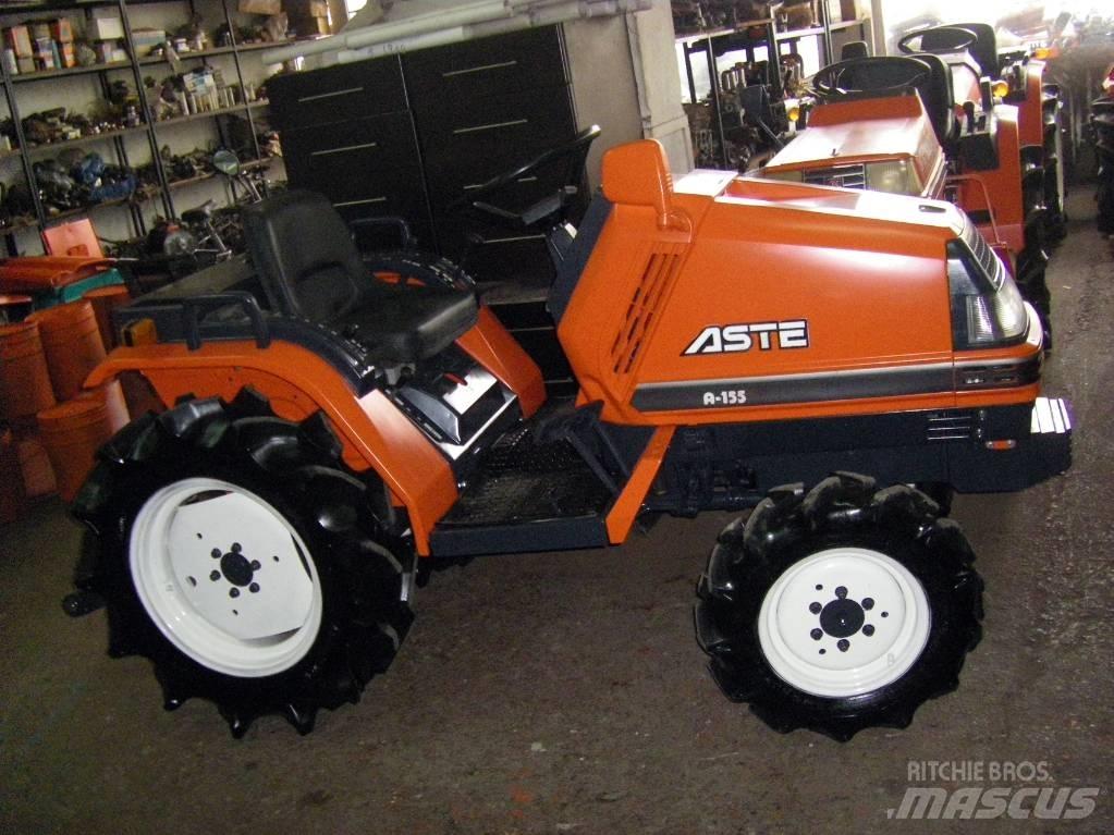 Kubota ASTE A-155 Трактори